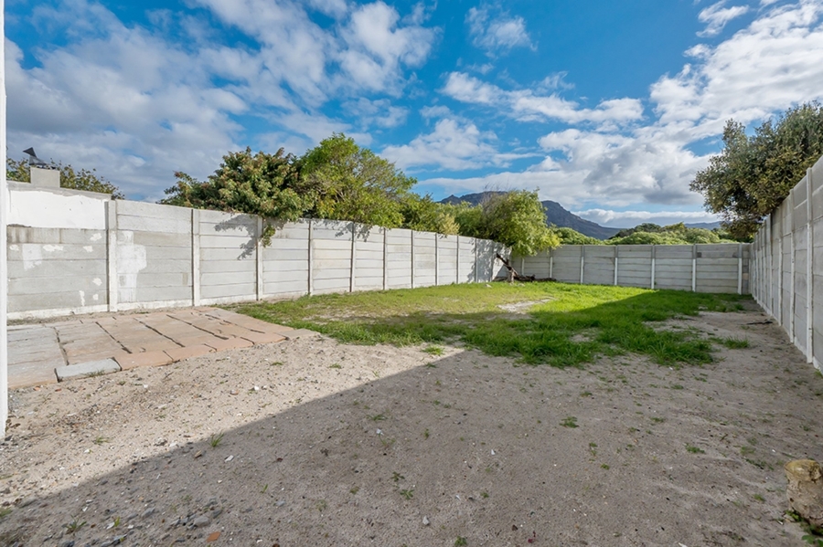 To Let 3 Bedroom Property for Rent in Marina Da Gama Western Cape